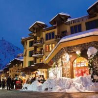 SHopping at the Palisades Village is fun for everyone! Photo Credit: Palisades Tahoe