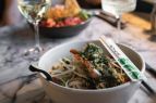Sierra Surf Club, Green Curry Noodle Bowl