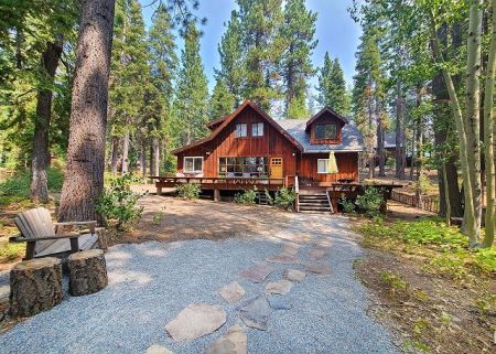 West Lake Properties, Pineland Pearl