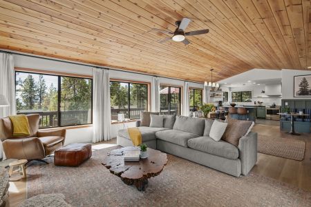 Tahoe Signature Properties, Heritage Crest Tahoe