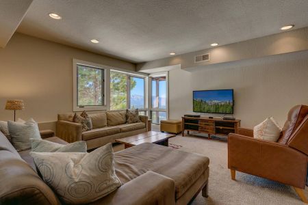 Tahoe Luxury Properties, Big Sky Lakeview 