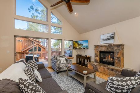 Tahoe Getaways, Cedar Crest