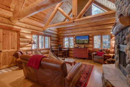 Tahoe Getaways, Log Cabin Living