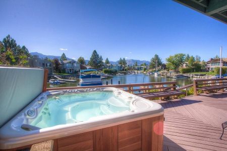 Lake Tahoe Accommodations, Emerald Lodge