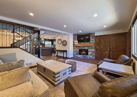 West Lake Properties, Finn's Den