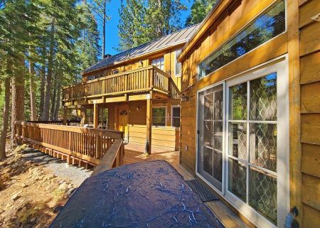 West Lake Properties, Gelber's Cabin