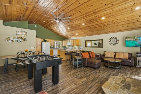 Tahoe Signature Properties, Donner Lake Oasis