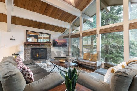 Sun Bear Realty & Vacation Rentals, North Shore NSE18