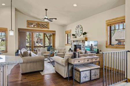 Tahoe Signature Properties, Schaffer's Lodge