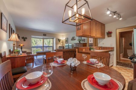 Tahoe Truckee Vacation Properties, Palisades Condo #30