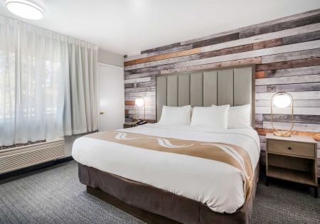Quality Inn South Lake Tahoe, 1 King Bed