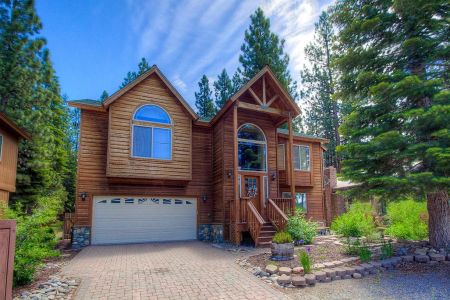 Lake Tahoe Accommodations, Pine Mtn. Paradise