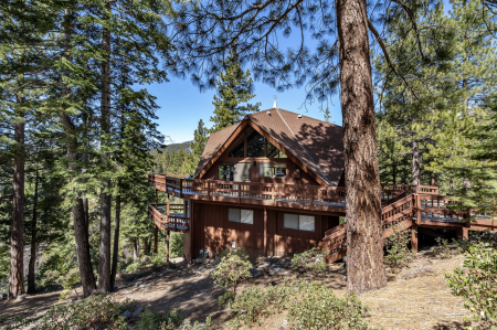 Masters of Tahoe Incline Real Estate, Driver Way (Sold)
