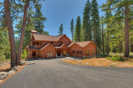 Tahoe Getaways, Starlight
