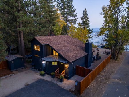 Tahoe Getaways, Waves End Lakefront