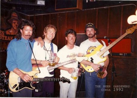Pete 'n Peters Sports & Spirits, The Beer Gardeners