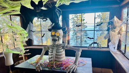 Gatekeeper's Museum, Watson Cabin Haunted House