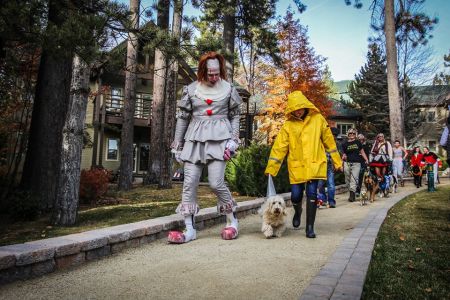 Hyatt Regency Lake Tahoe, Hyatt Howl-O-Ween Dog Parade
