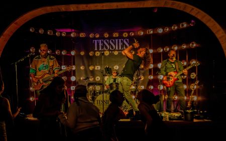 Tessie's Cocktails & Chords, AUDIO CIRCUS