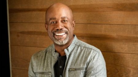 Harveys Lake Tahoe, Darius Rucker