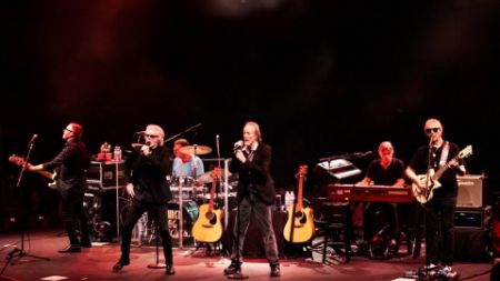 Harveys Lake Tahoe, Three Dog Night