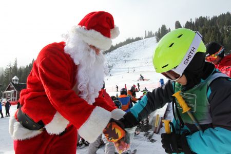 West Shore Cafe & Inn, Skiing with Santa at Homewood