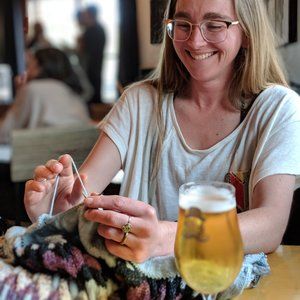 Atelier, Knit and Sip