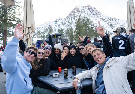 Palisades Tahoe, KT Bass Bar Music Series