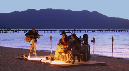 Tahoe Lakeshore Lodge & Spa, Music on the Beach