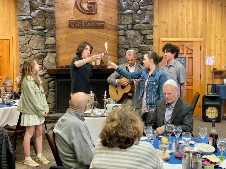 North Tahoe Hebrew Congregation, Passover Seder