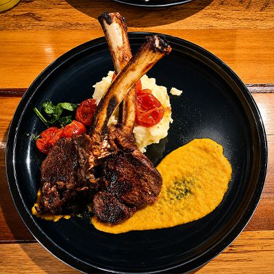 Fumo Tahoe, 10 oz Venison Chops
