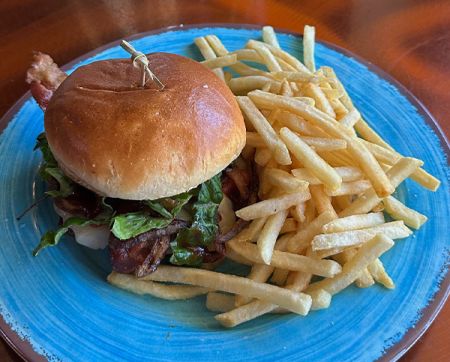 Lake Tahoe Golf Course & Clubhouse, House Cheeseburger