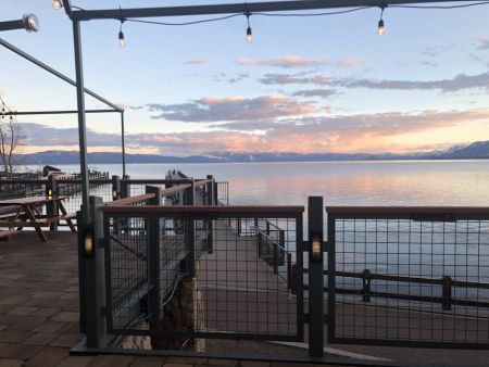 Za's Lakefront, Za's Gift Card Donations