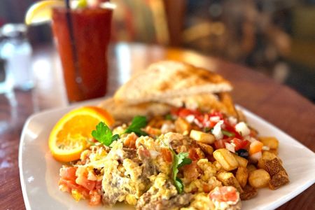 River Ranch Lodge & Restaurant, Weekend Breakfast