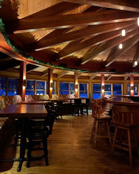 River Ranch Lodge & Restaurant, $40 Credit for Bar or Restaurant