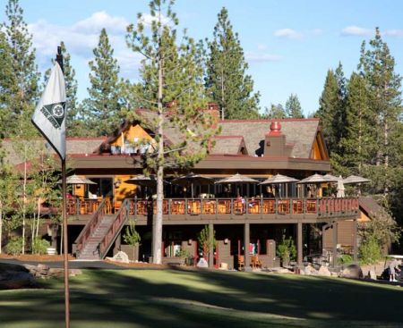 The Lodge Restaurant & Pub, Golfers Happy Hour