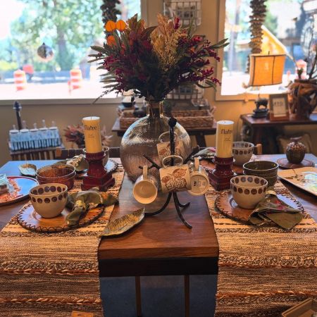 Heather & Pine, Dishes & Tableware