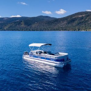 Sunnyside Marina & Watersports, 25' Pontoon Boat Rental