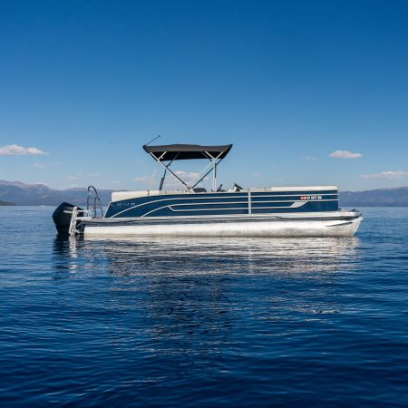 Sunnyside Marina & Watersports, 27' Pontoon Boat Rental